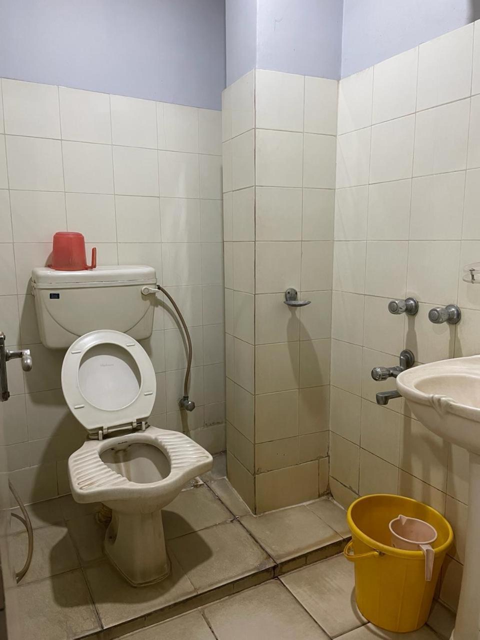 Starline Hotel Agartala Eksteriør billede