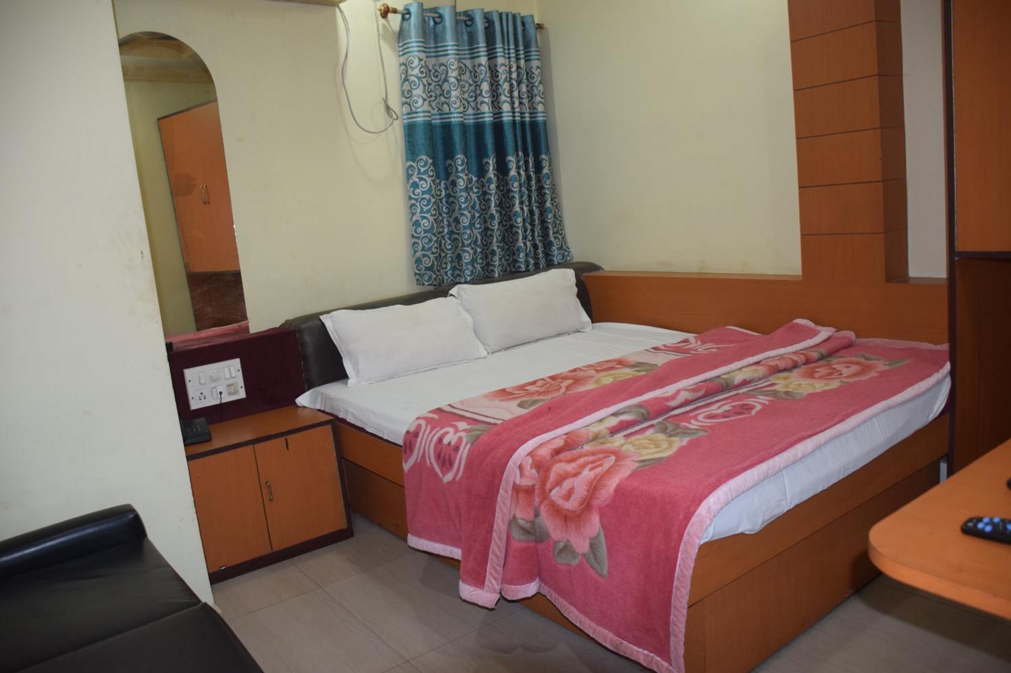 Starline Hotel Agartala Eksteriør billede